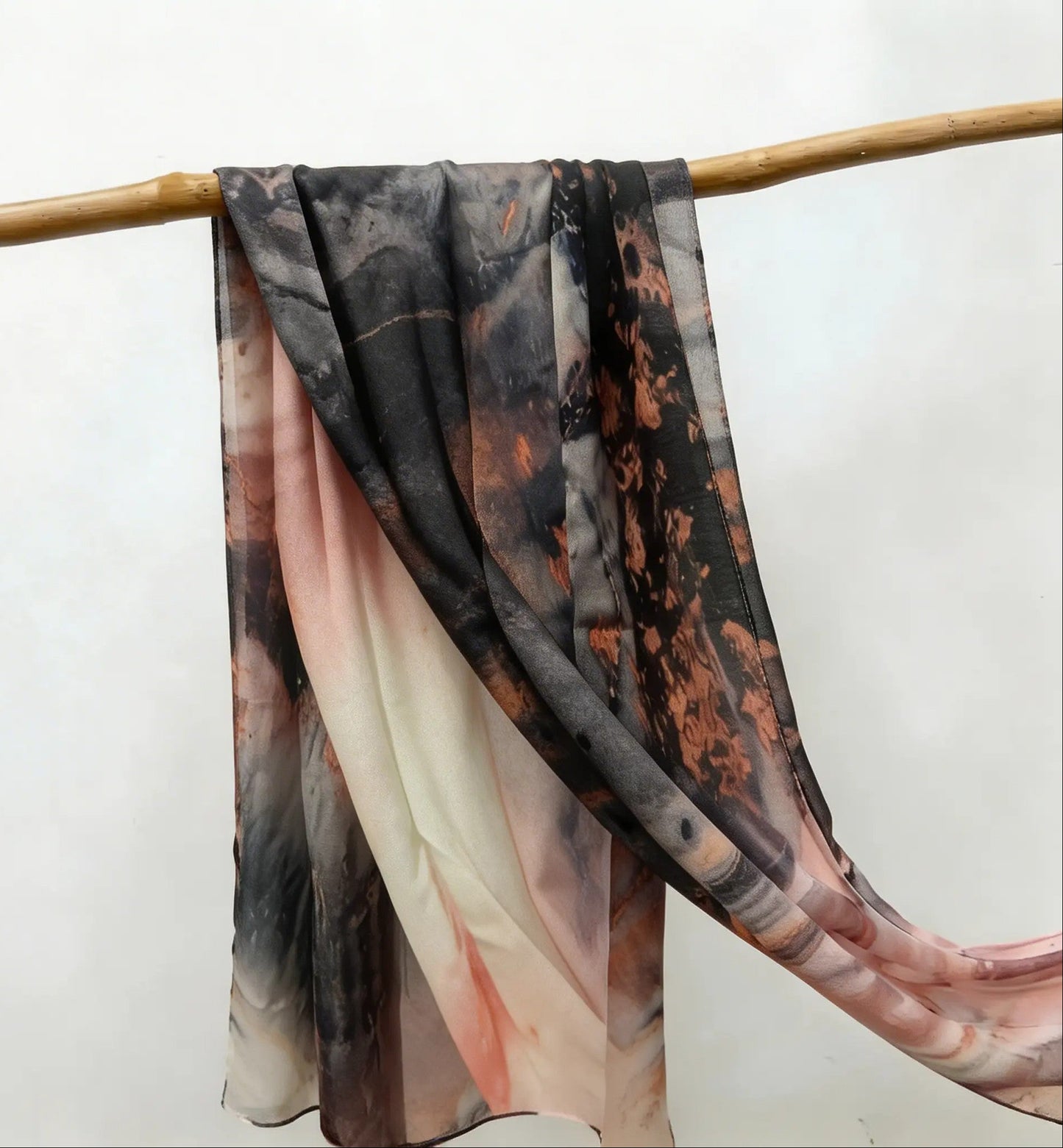 Modal prints - Rose Petals Marble