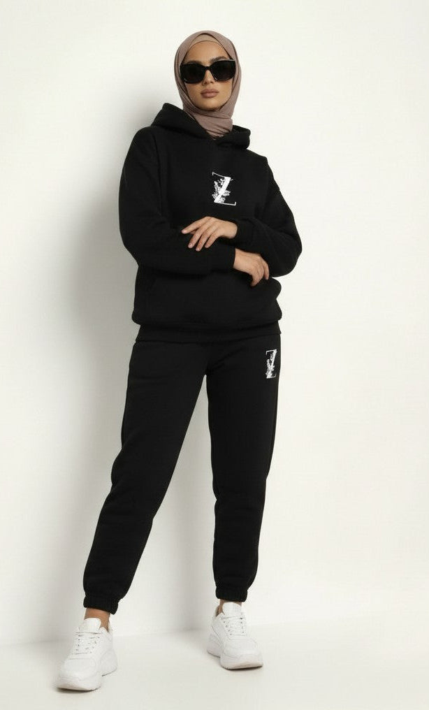 black  Hoodie + Joggers Zarella set on a hijab model
