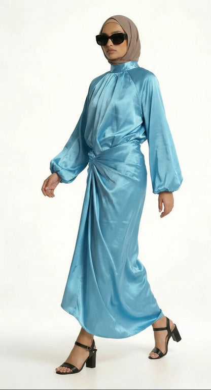  hijab model wearing Olivia Two Piece zarelladesign front left viewk