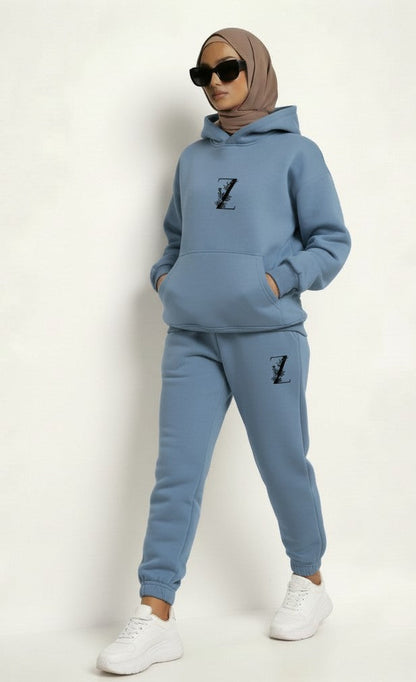 model walking view rocking Hoodie + Joggers Zarella set
