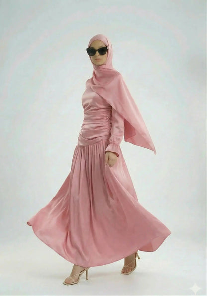 model wearing dusty pink Luna dress zarelladesign