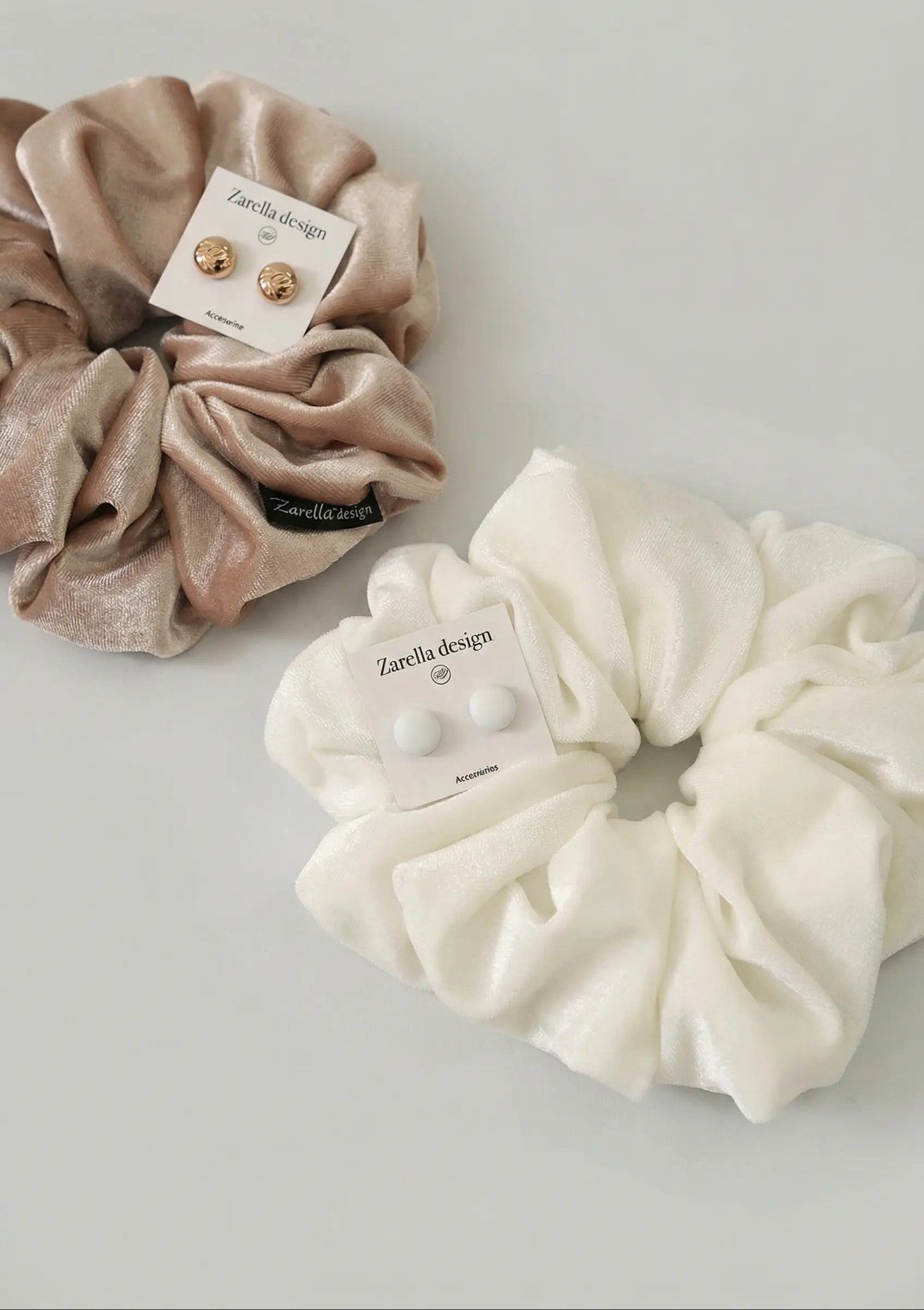 zarella design Scrunchie and pin